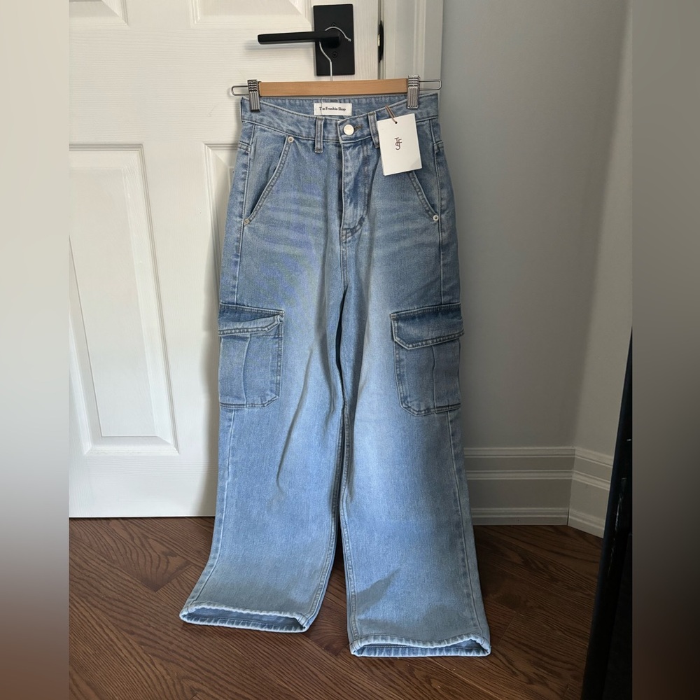 Brand new never worn The Frankie Shop cargo denim pants